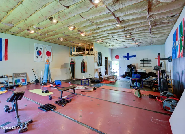 $169,900 | 985 Murray Road, Greenfield, NY 12850