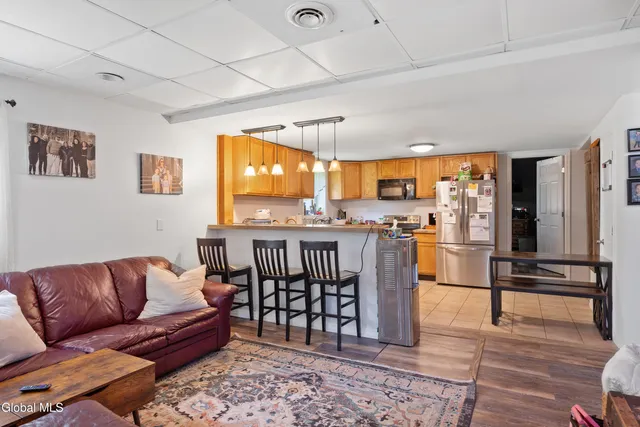 $169,900 | 985 Murray Road, Greenfield, NY 12850