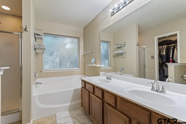 $2,300 | 308 Willow Road, Bullard, TX 75757