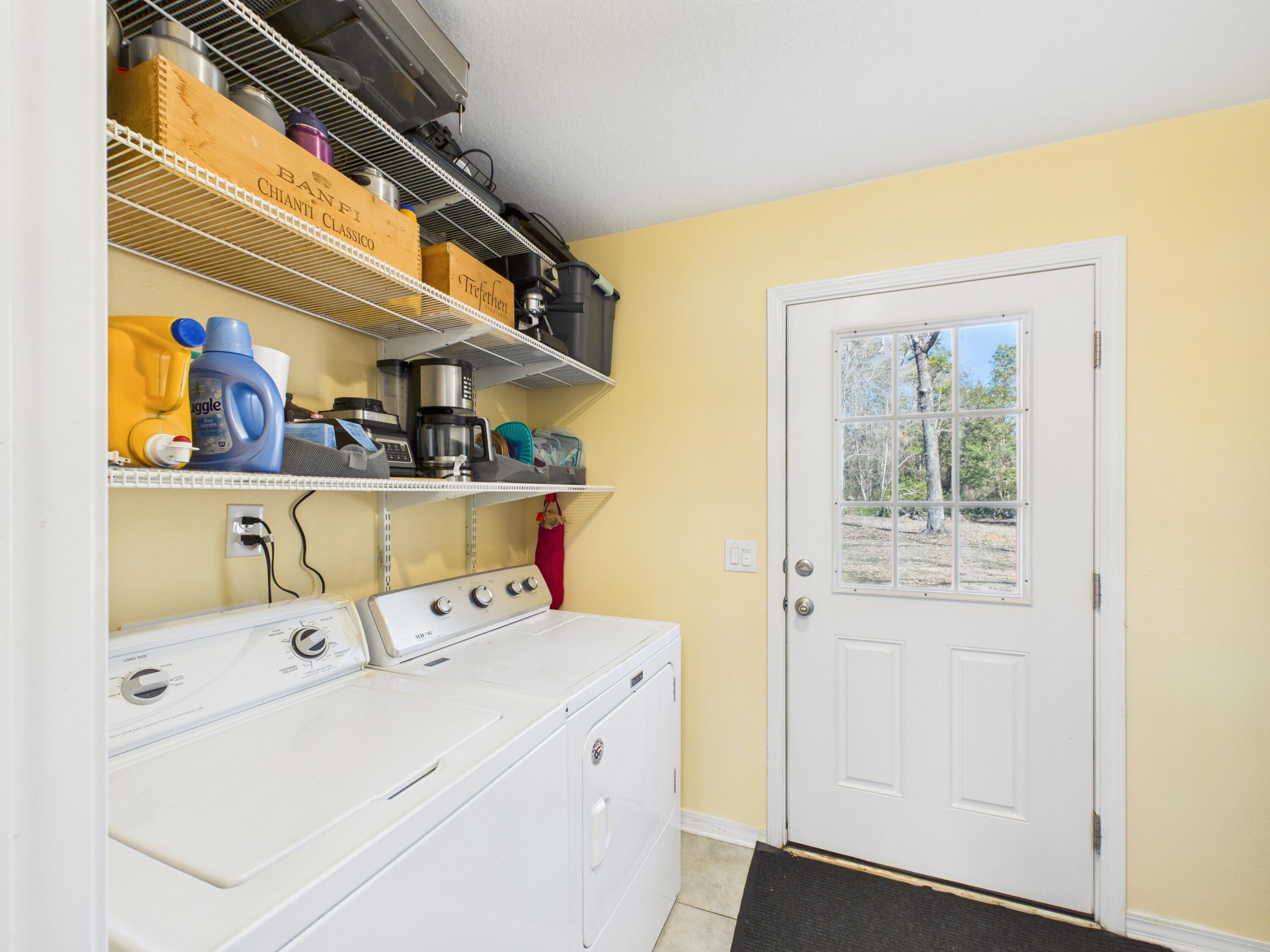 9866 Red Rock Road Milton, FL 32570 - Photo 34 of 44 Laundry Room