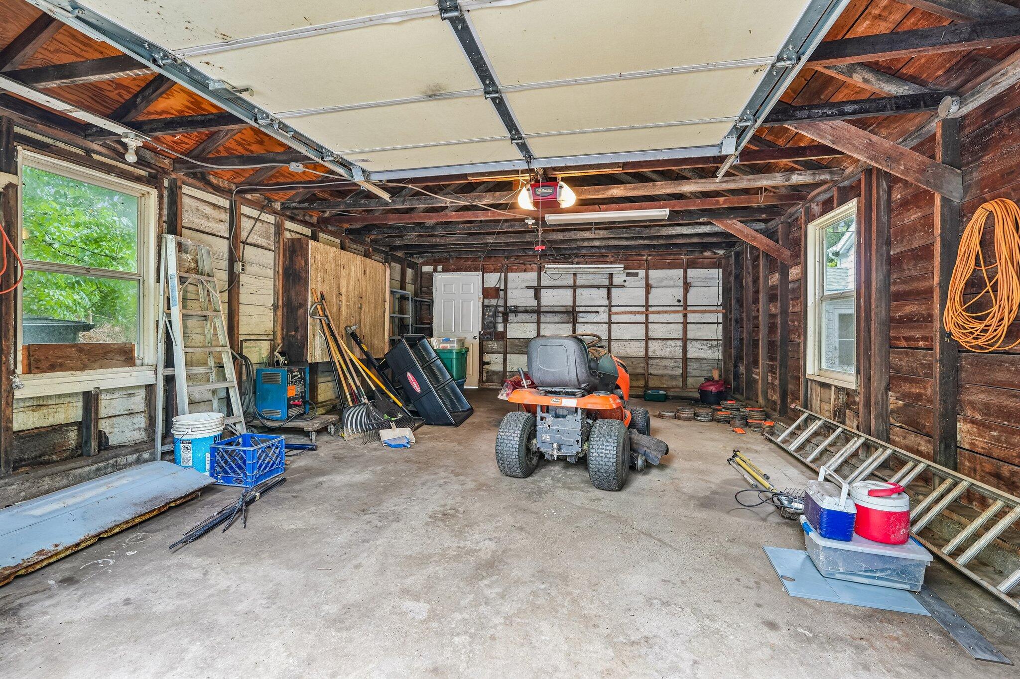S63W34771 Piper Road Eagle, WI 53119 - Photo 45 of 66 garage