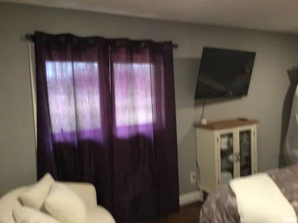 $329,000 | 65 Magnolia Lane, Vienna, IL 62995