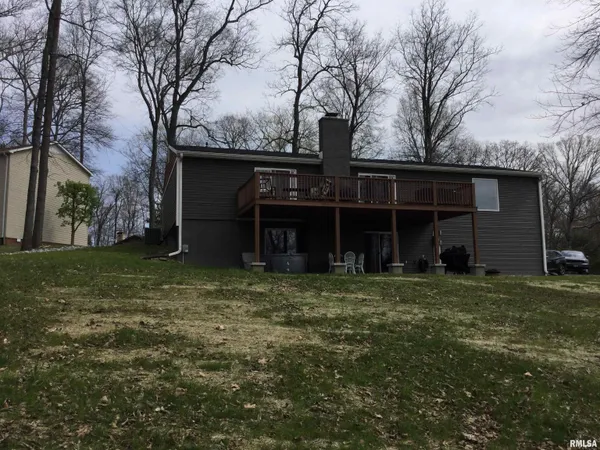 $329,000 | 65 Magnolia Lane, Vienna, IL 62995