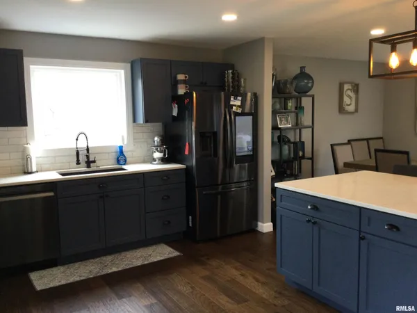 $329,000 | 65 Magnolia Lane, Vienna, IL 62995