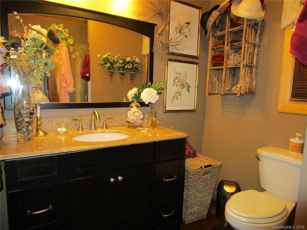 197 Gardenside Road, Unit 15 Mars Hill, NC 28754 - Photo 14 of 32 Gallery Image 14