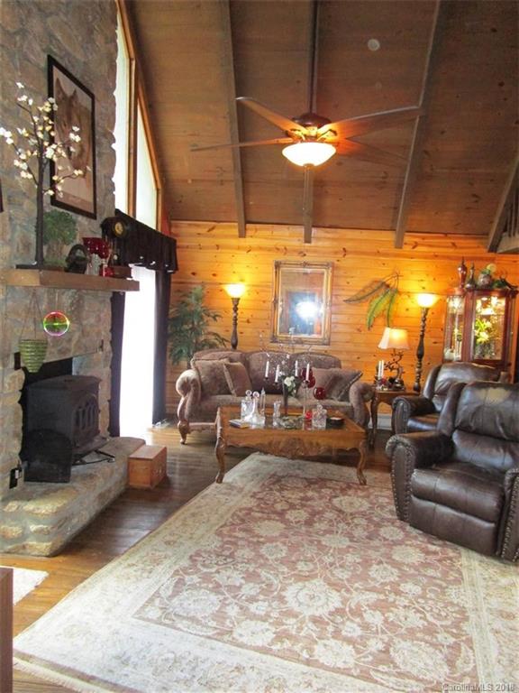 197 Gardenside Road, Unit 15 Mars Hill, NC 28754 - Photo 3 of 32 Gallery Image 3