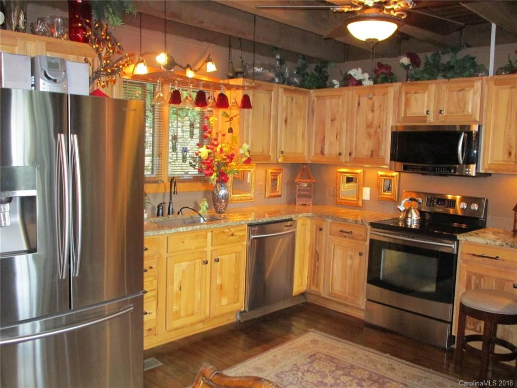 197 Gardenside Road, Unit 15 Mars Hill, NC 28754 - Photo 7 of 32 Gallery Image 7