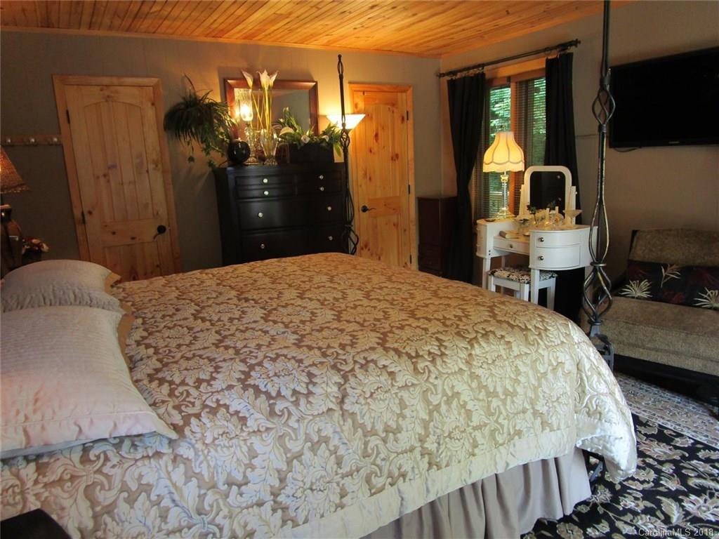 197 Gardenside Road, Unit 15 Mars Hill, NC 28754 - Photo 10 of 32 Gallery Image 10