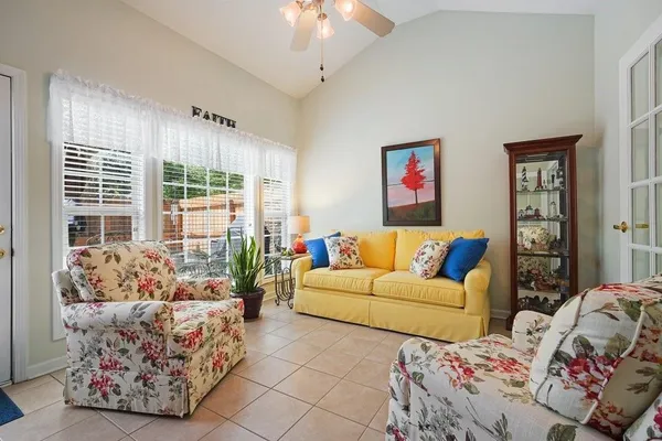 $320,000 | 3704 Abbott Court Southwest, Unit 10, Powder Springs, GA 30127