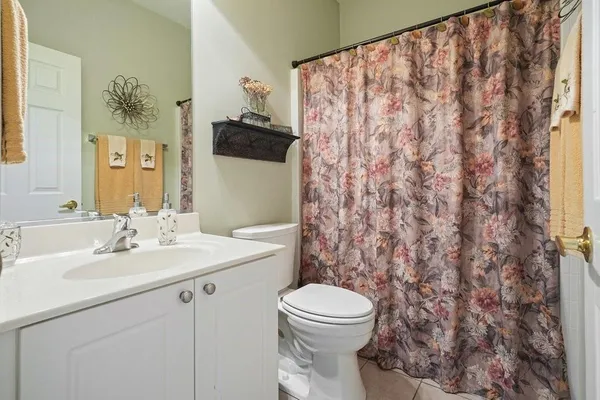$320,000 | 3704 Abbott Court Southwest, Unit 10, Powder Springs, GA 30127