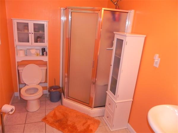 536 Cutler Road Barre, MA 01005 - Photo 14 of 24 a bathroom with a toilet and a shower