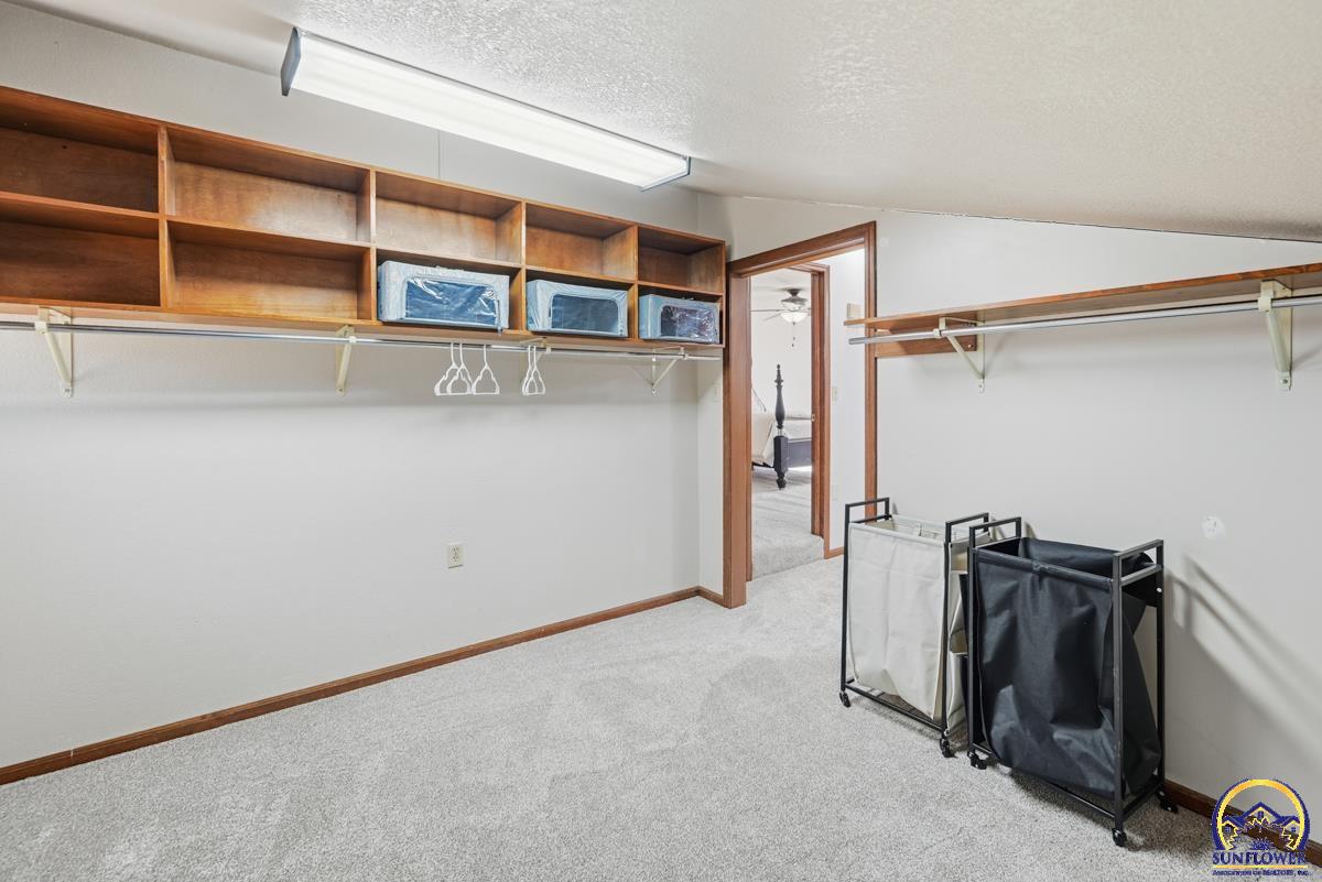 7600 Southwest Oxfordshire Road Topeka, KS 66614 - Photo 31 of 48