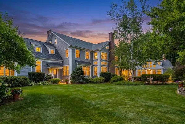 $6,495,000 | 373 Lakeshore Drive, New London, NH 03257