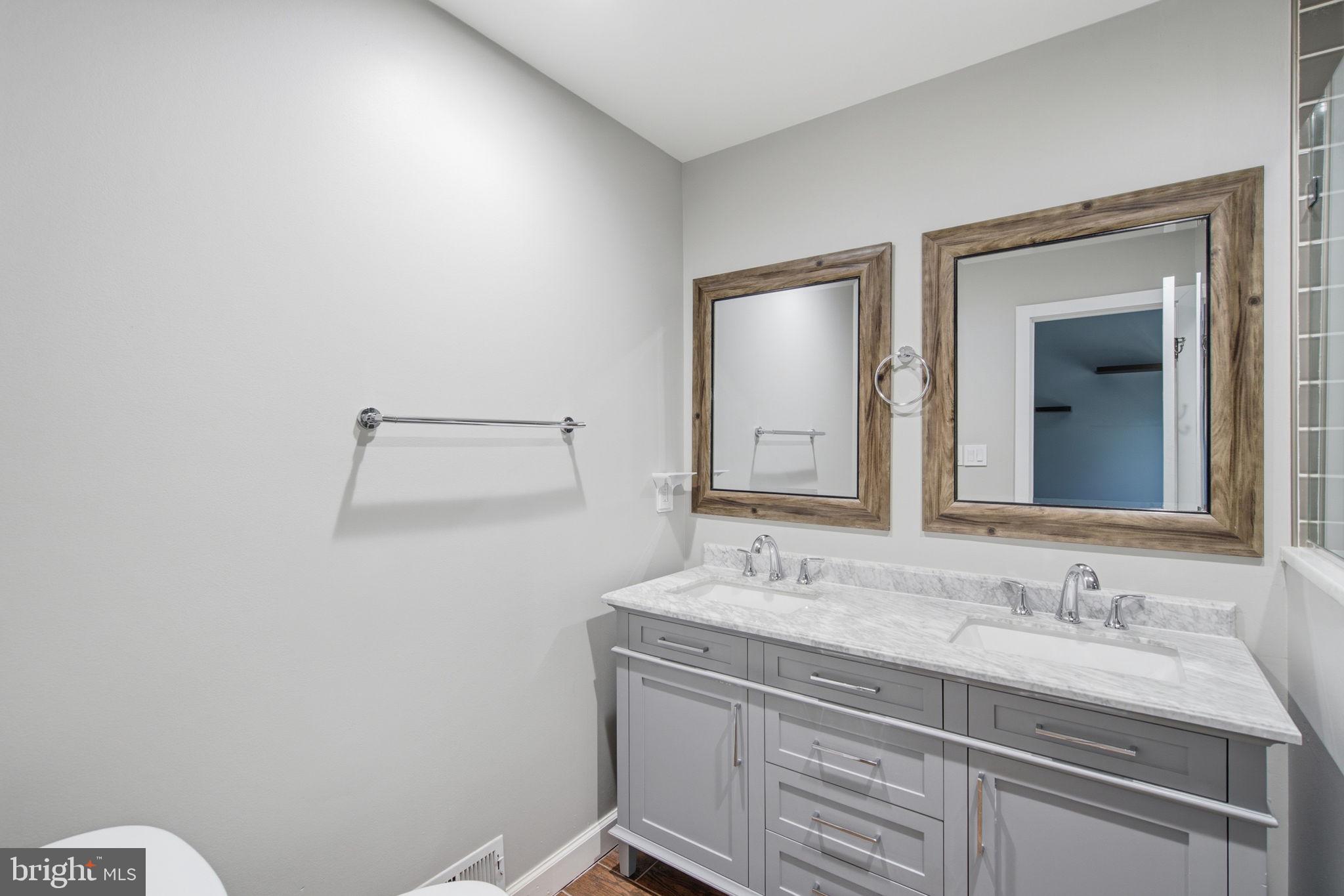 12087 Edgemere Circle Reston, VA 20190 - Photo 22 of 34