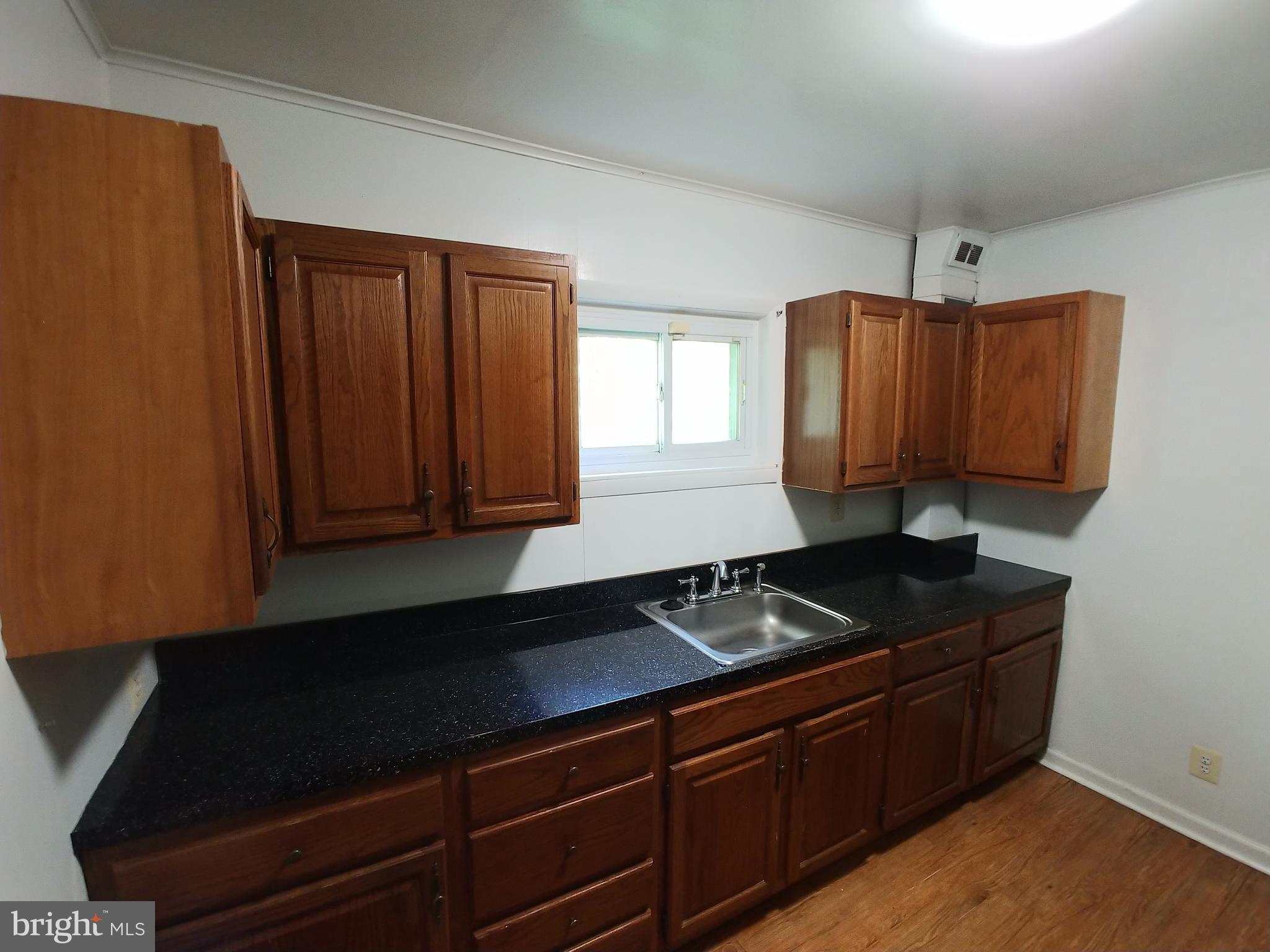 18820 Chandlee Mill Road Sandy Spring, MD 20860 - Photo 4 of 13 Kitchen