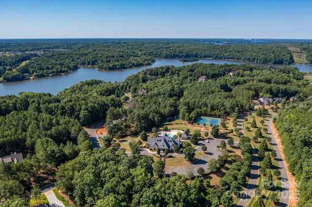 $195,000 | 5040 Hermitage Court, Unit 210, Belmont, NC 28012