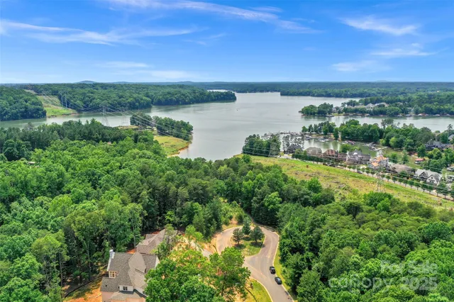 $195,000 | 5040 Hermitage Court, Unit 210, Belmont, NC 28012