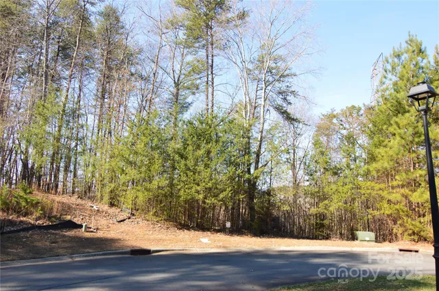 $195,000 | 5040 Hermitage Court, Unit 210, Belmont, NC 28012