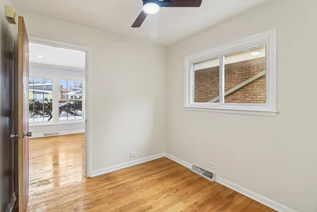 $599,990 | 2931 Greenleaf Avenue, Wilmette, IL 60091