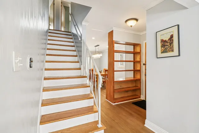 $599,990 | 2931 Greenleaf Avenue, Wilmette, IL 60091