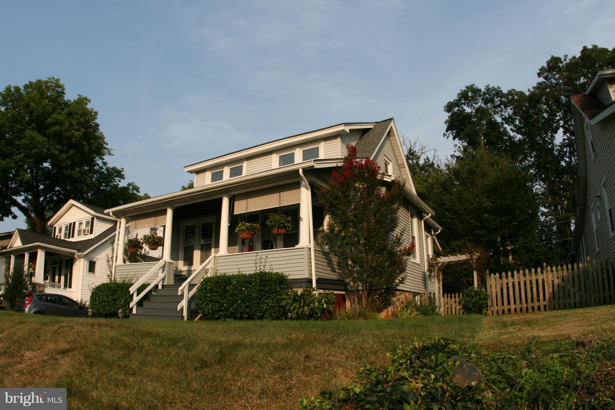 23 Edmondson Ridge Road Catonsville, MD 21228 - Photo 18 of 18 front view of house with a yard