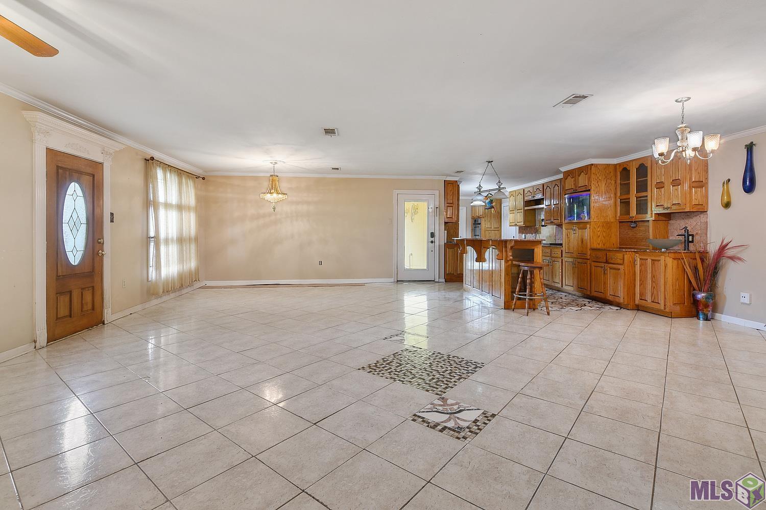 4032 Main Street Addis, LA 70710 - Photo 4 of 12 Gallery Image 4