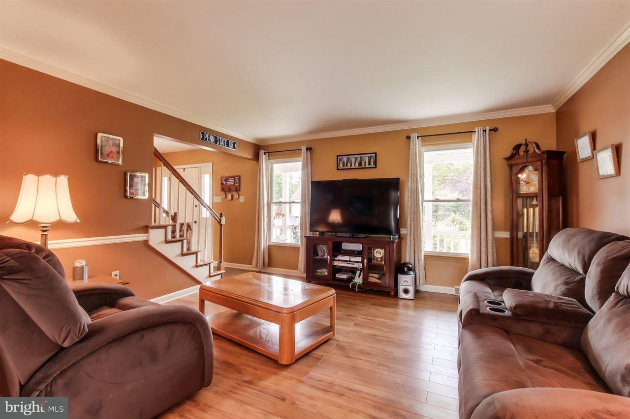 2957 Ridings Way York, PA 17408 - Photo 3 of 32 Gallery Image 3