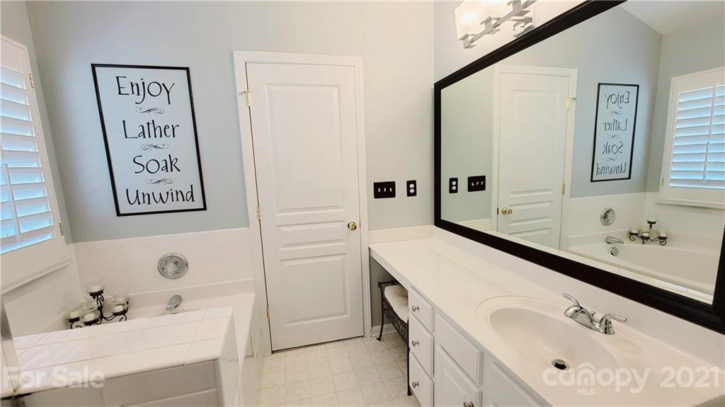3127 Tanzanite Circle Fort Mill, SC 29708 - Photo 16 of 23 Gallery Image 16