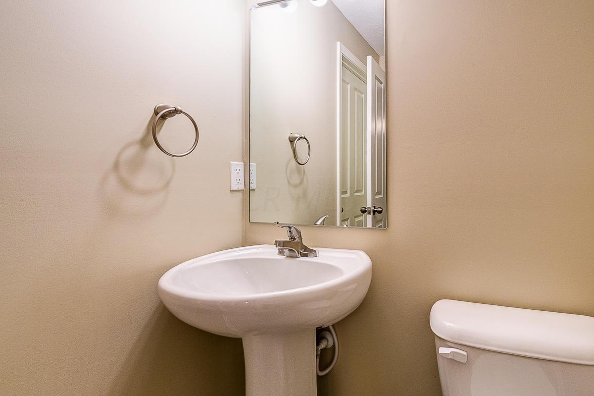 8339 Bruntsfield Road Columbus, OH 43235 - Photo 12 of 26 Gallery Image 12