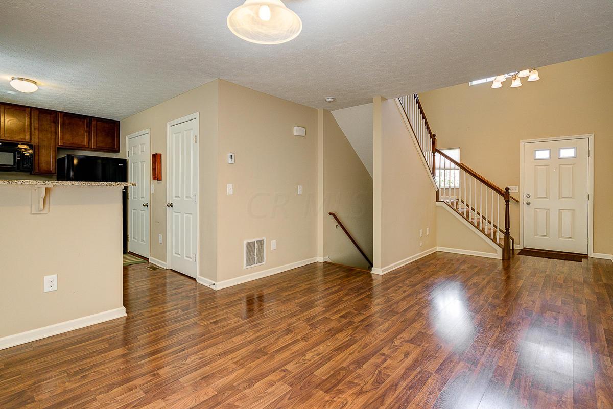 8339 Bruntsfield Road Columbus, OH 43235 - Photo 7 of 26 Gallery Image 7