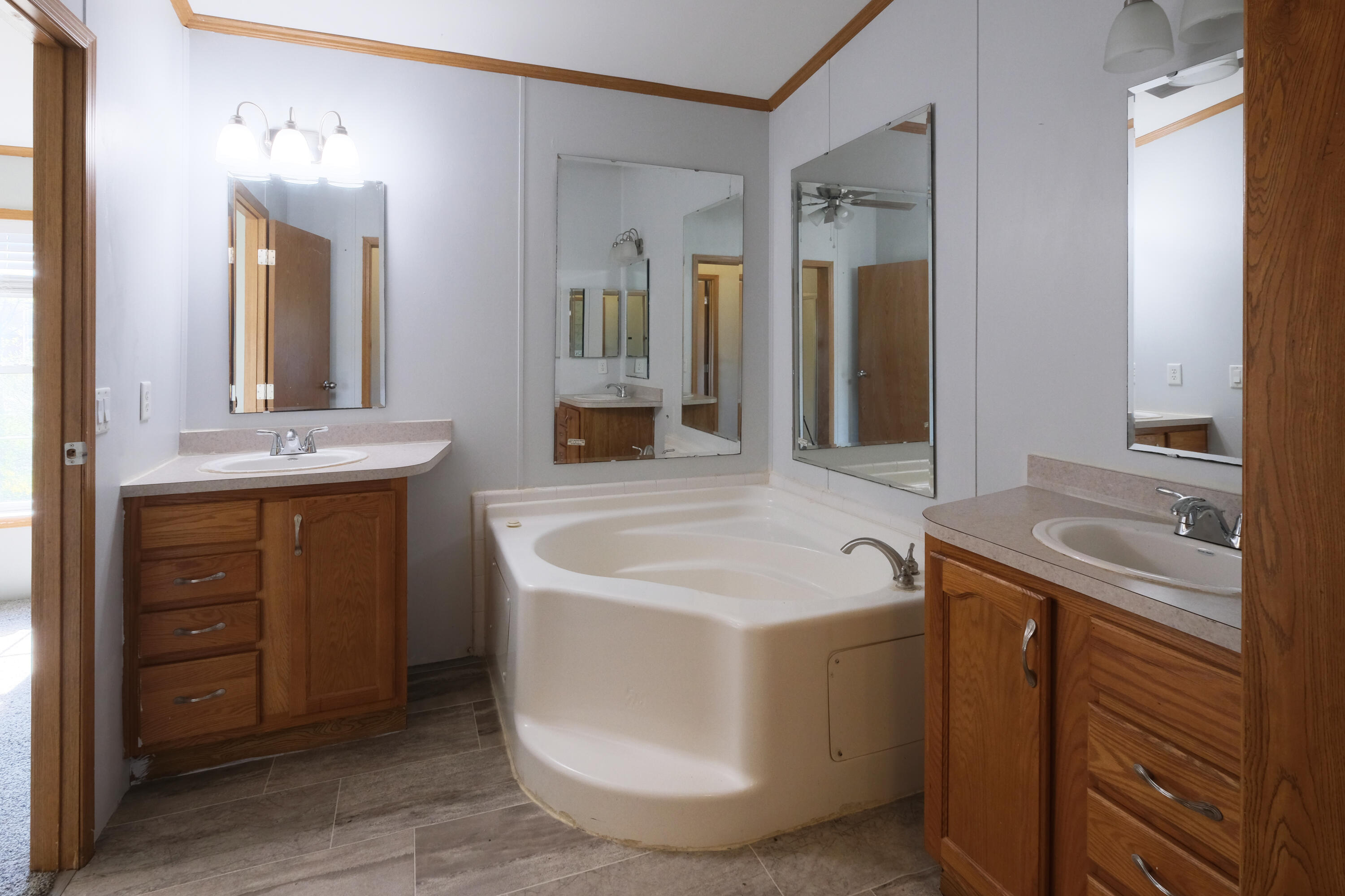 714 Cook Road Carmel, ME 04419 - Photo 22 of 33 MasterBath1_DSCF0133