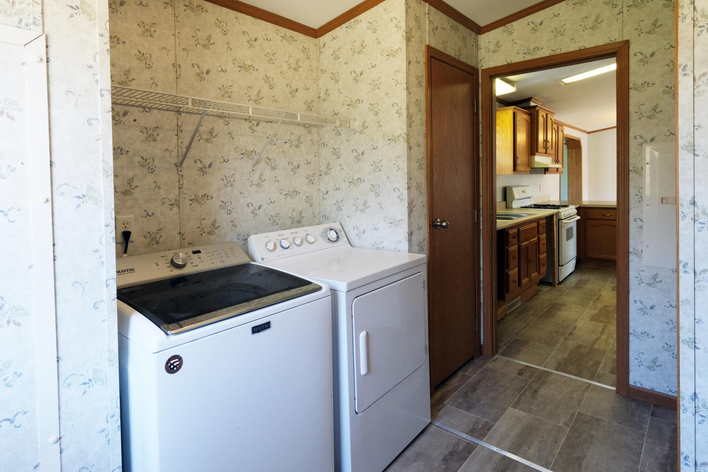 714 Cook Road Carmel, ME 04419 - Photo 29 of 33 Laundry1_DSCF0129