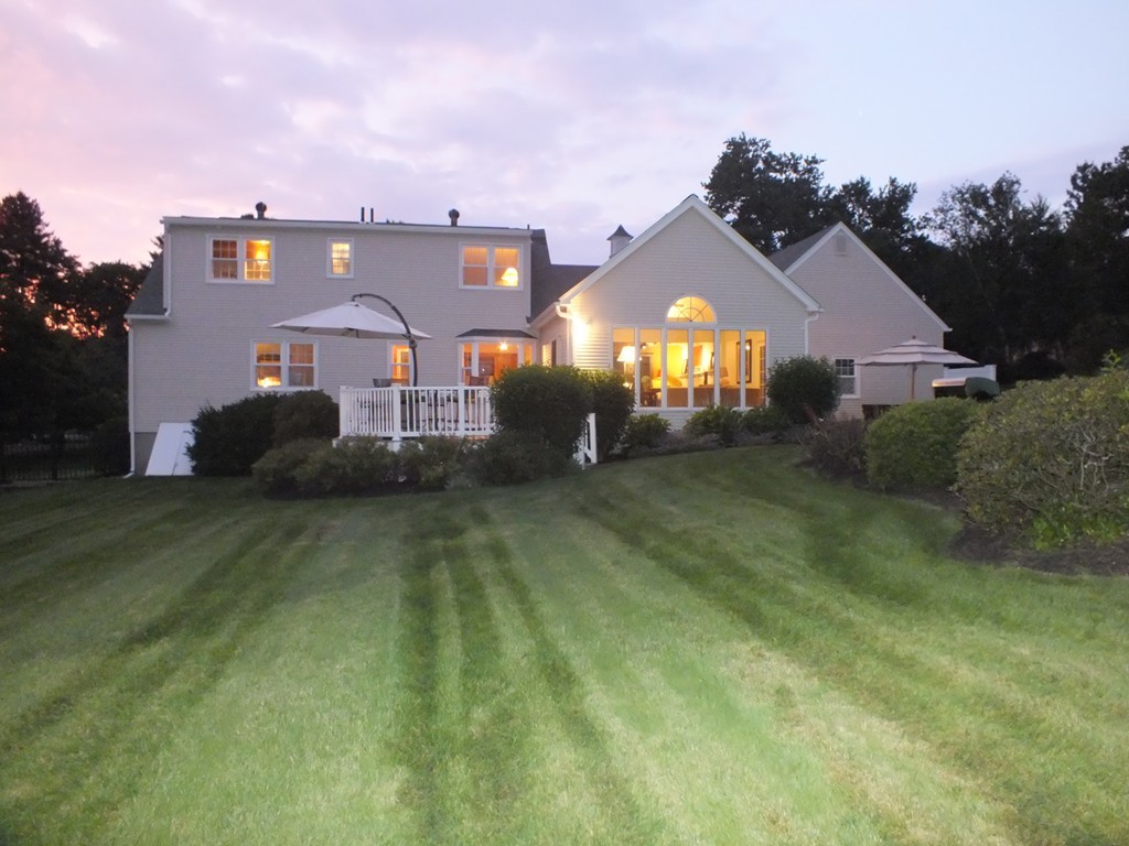 17 Orchard Road East Longmeadow, MA 01028 - Photo 29 of 30 a front view of a house with a yard
