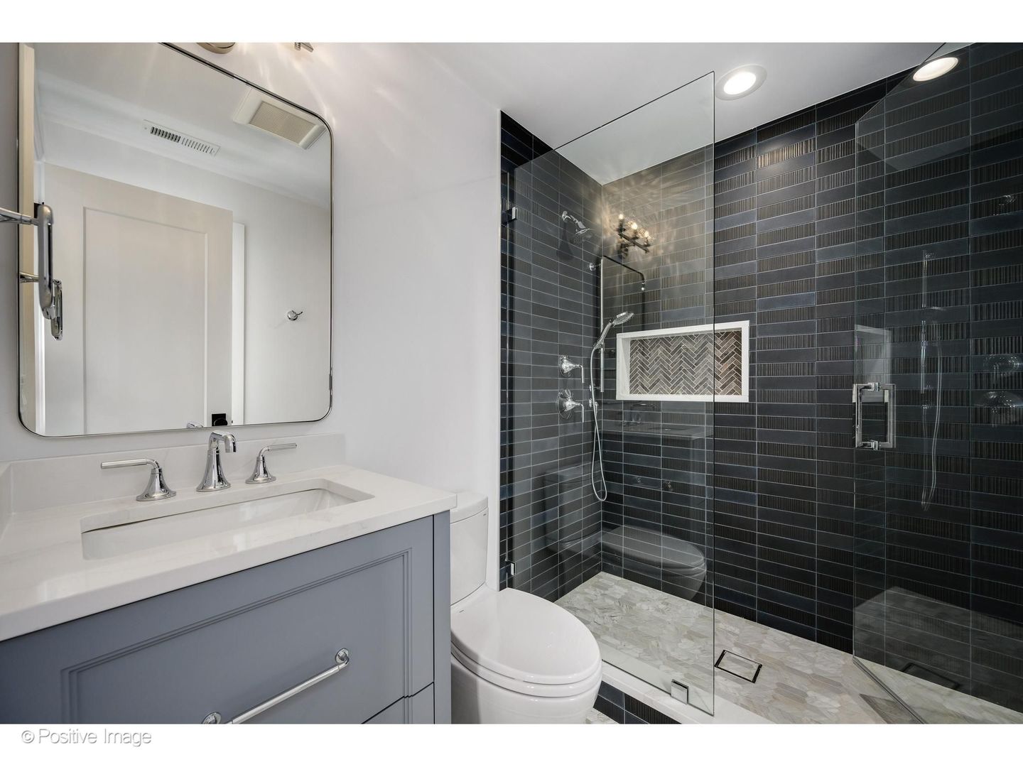 1851 Oakwood Road Northbrook, IL 60062 - Photo 25 of 56