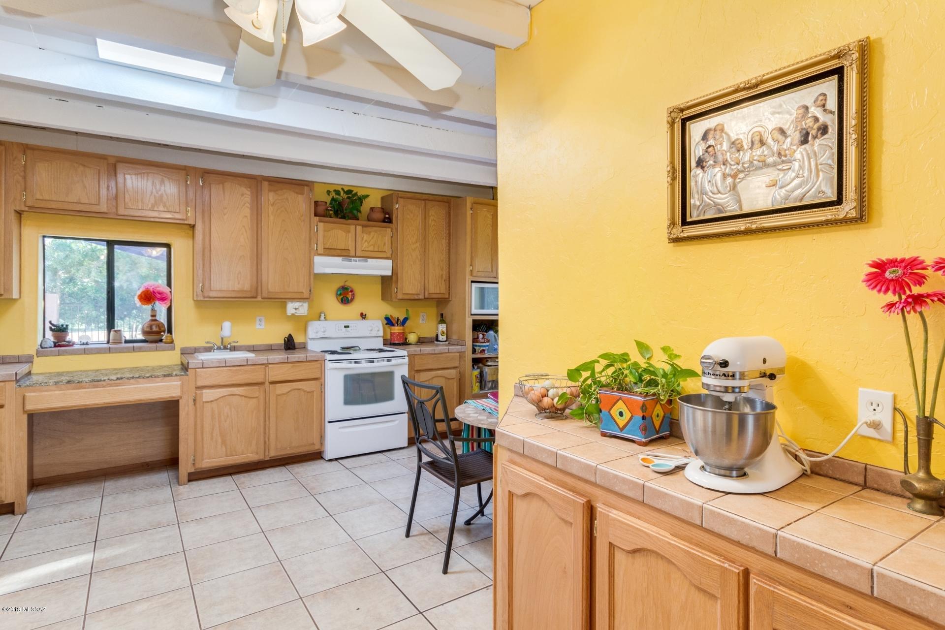 9350 North Shannon Road Tucson, AZ 85742 - Photo 17 of 37