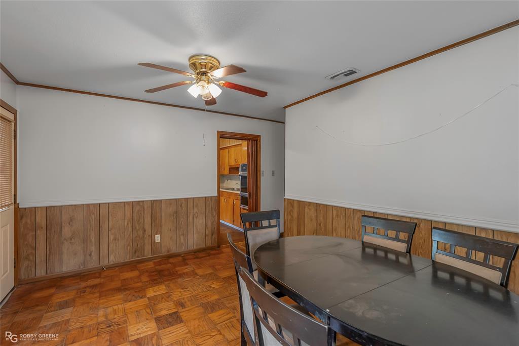 8321 Kingston Road Shreveport, LA 71108 - Photo 5 of 22 a view of workspace with a window