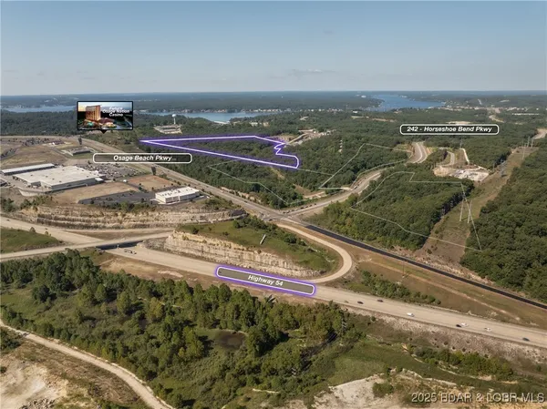 $602,000 | 242 Lake Ozark Mo 65049, Lake Ozark, MO 65049