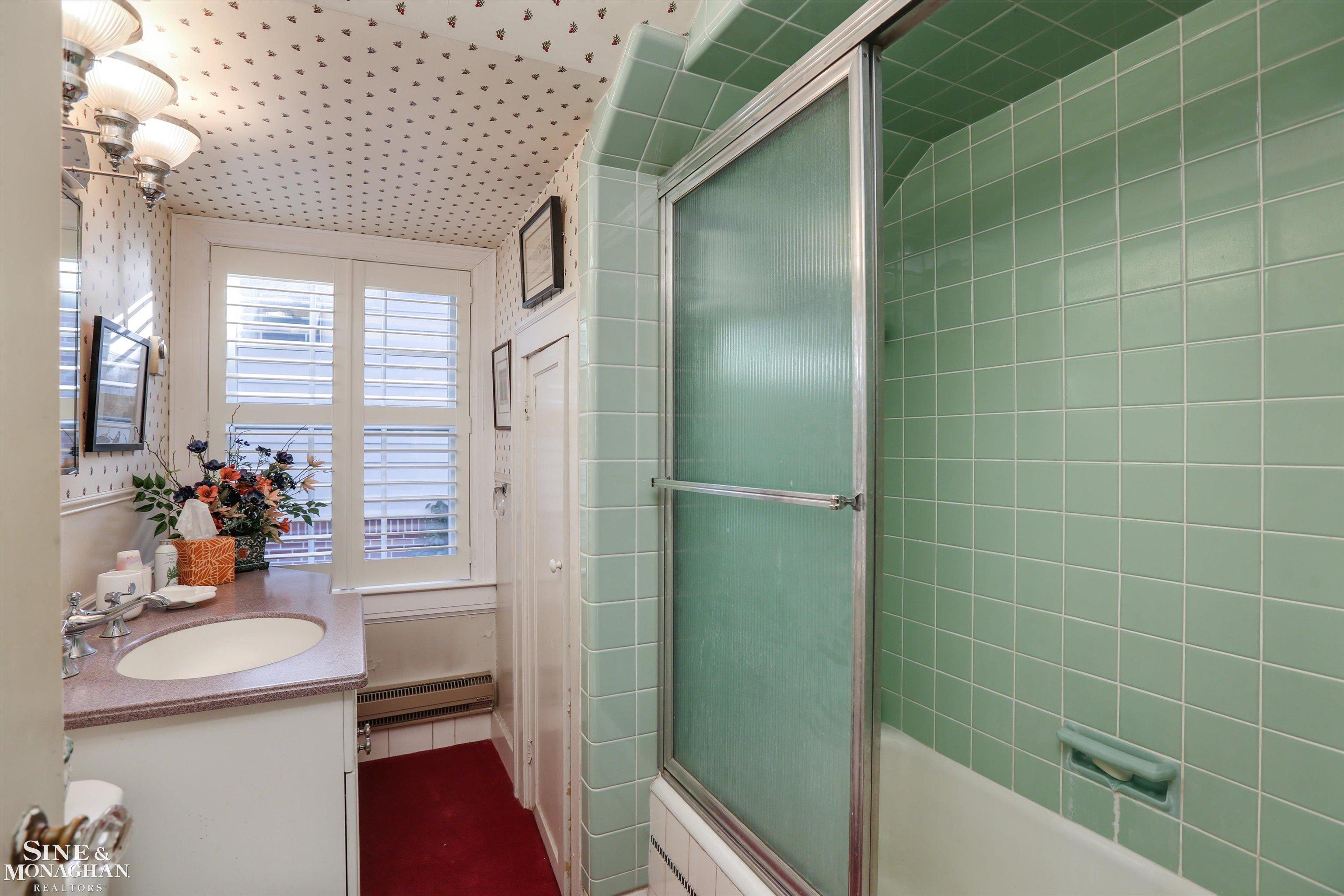 274 Lewiston Road Grosse Pointe Farms, MI 48236 - Photo 31 of 55