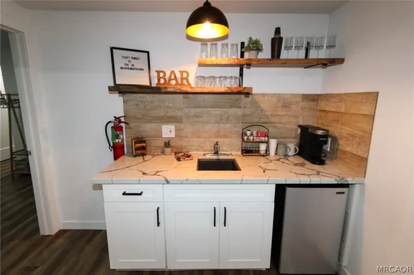 $1,750 | 374 Knight Avenue, Big Bear Lake, CA 92315