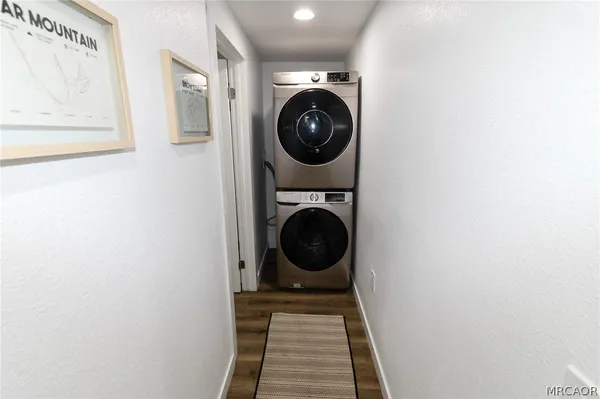 $1,750 | 374 Knight Avenue, Big Bear Lake, CA 92315