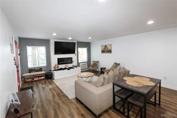 $1,750 | 374 Knight Avenue, Big Bear Lake, CA 92315