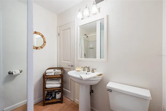 $4,900,000 | 8592 Hidden Lagoon Road, Sarasota, FL 34242