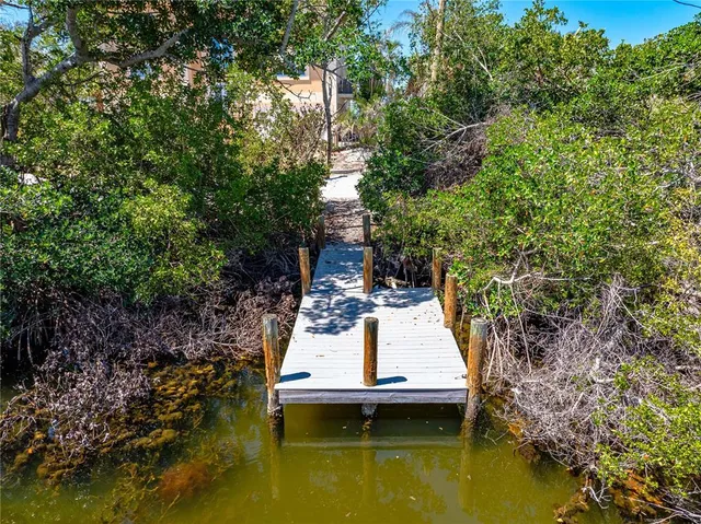 $4,900,000 | 8592 Hidden Lagoon Road, Sarasota, FL 34242