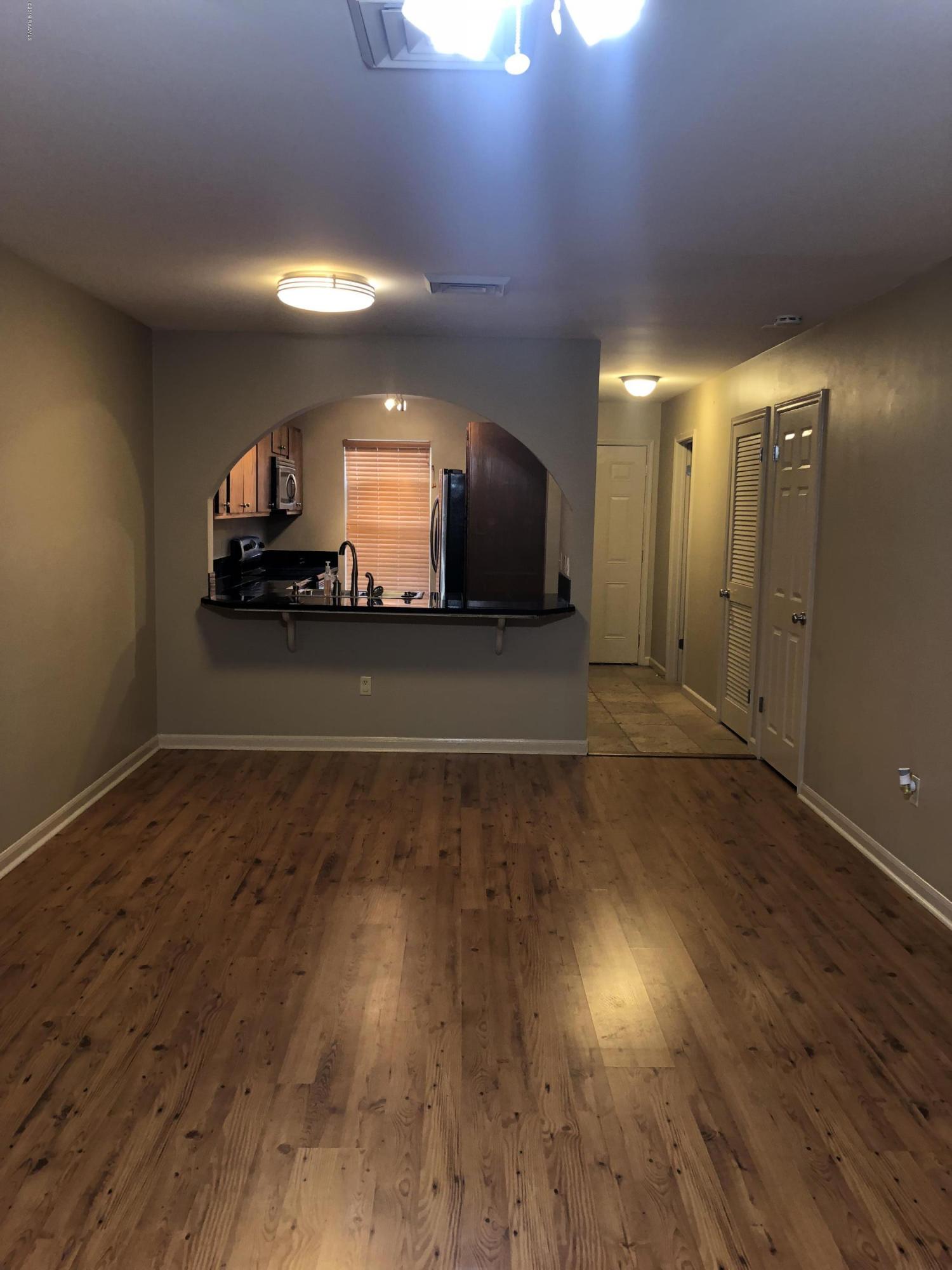 416 Doucet Road, Unit 7G Lafayette, LA 70503 - Photo 5 of 14