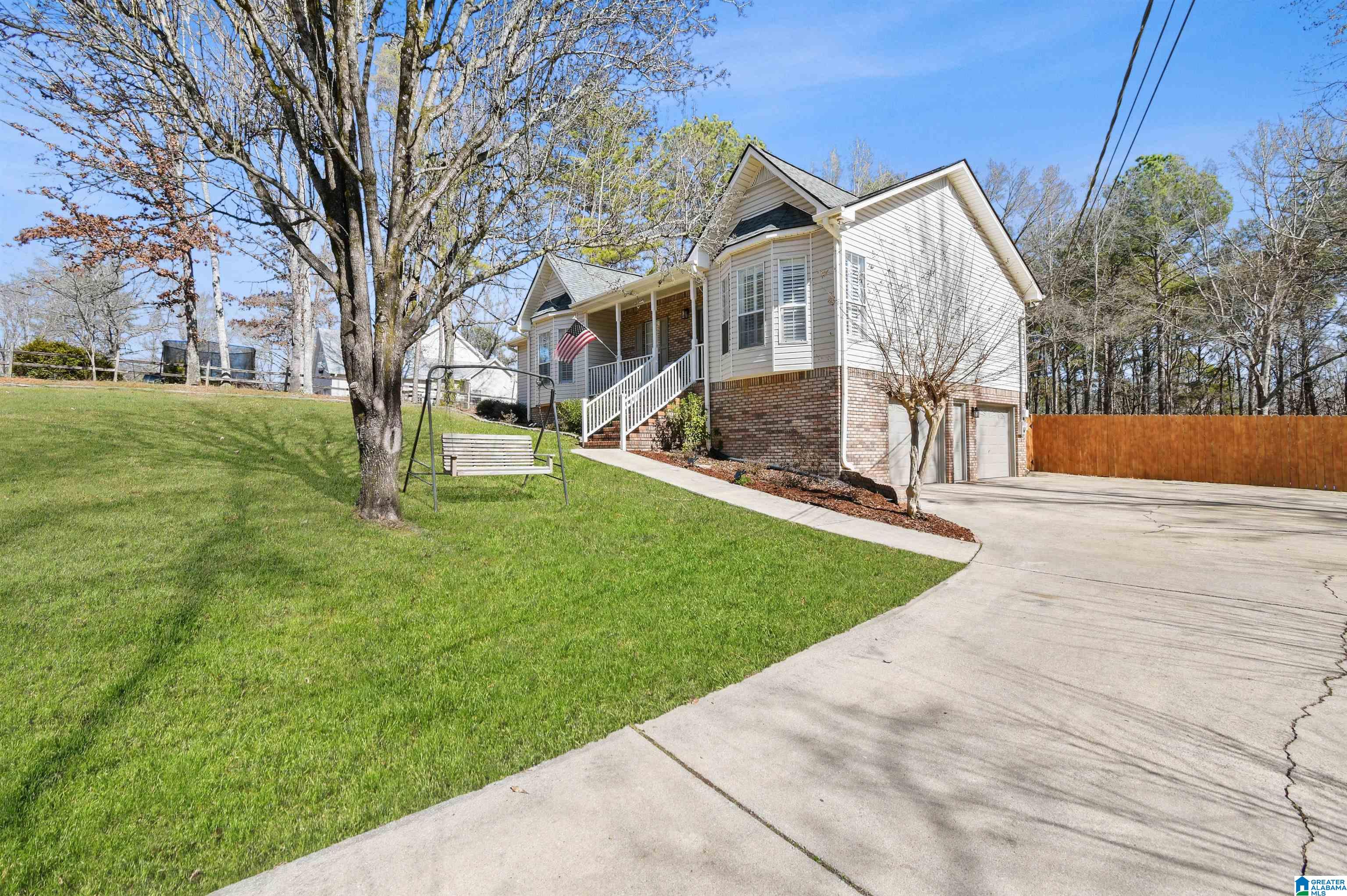 583 17th Street Calera, AL 35040 - Photo 3 of 26