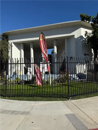 $239,000 | 10749 New Haven Street, Unit 30, Sun Valley, CA 91352