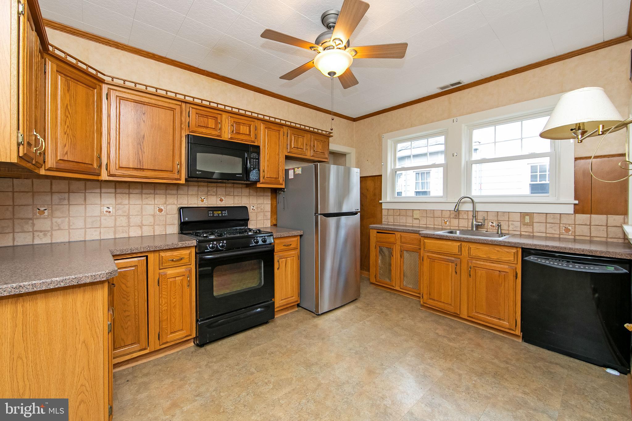 1117 Prospect Ridge Boulevard Haddon Heights, NJ 08035 - Photo 10 of 36