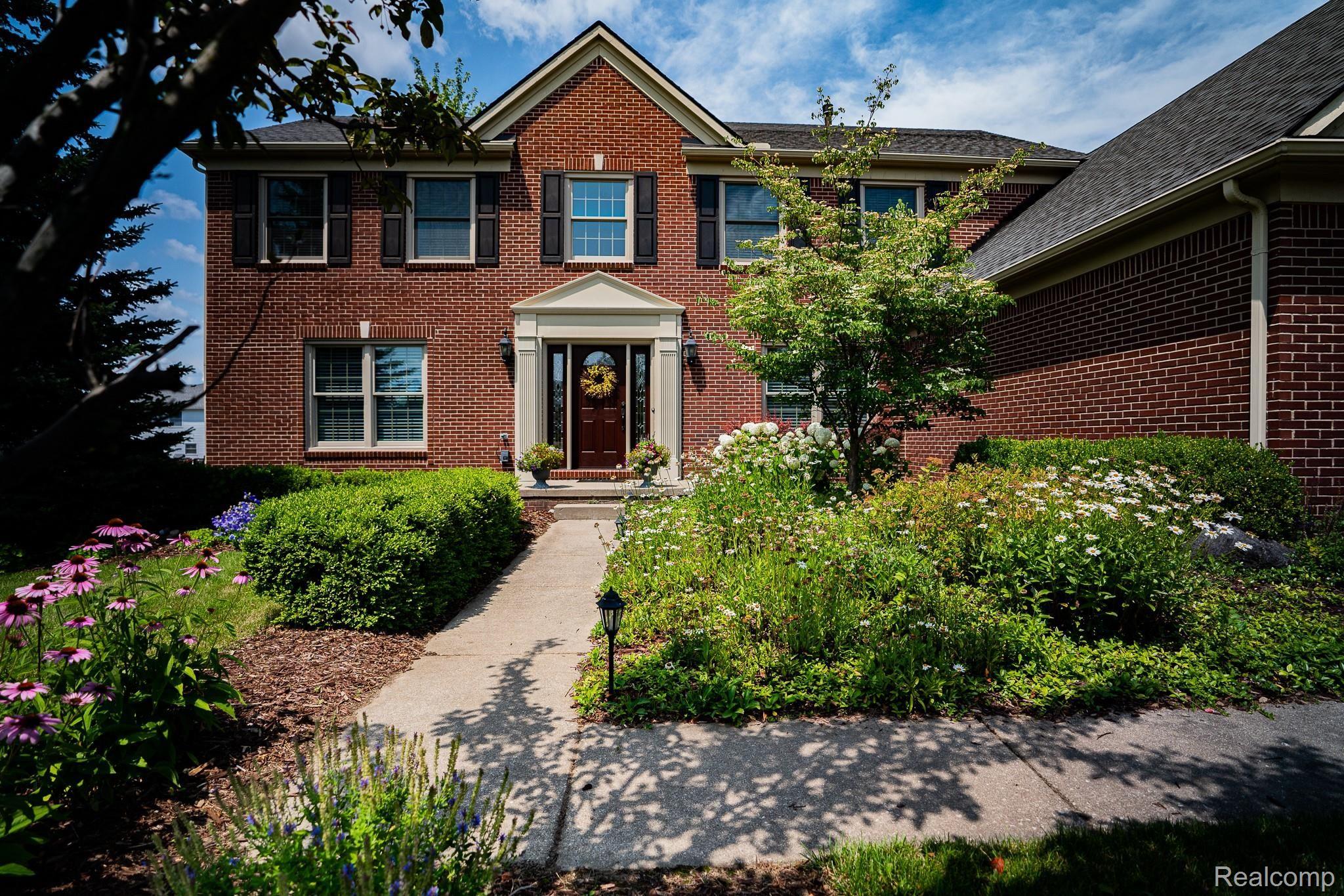3508 Wyndam Court Rochester, MI 48306 - Photo 1 of 36 Wyndam Court-39.jpg