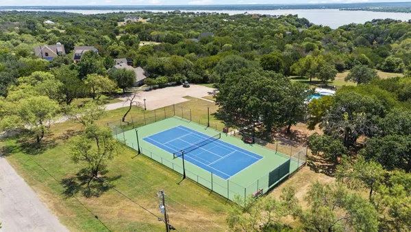 an aerial view of a tennis court