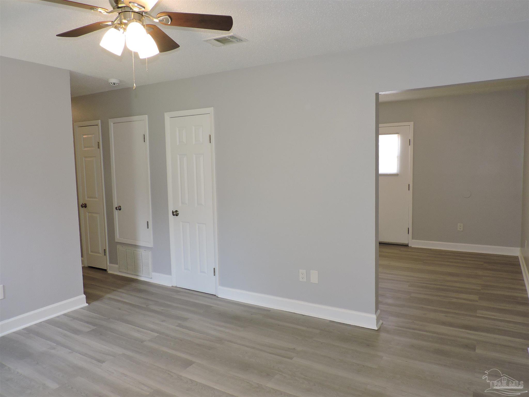 346 Quigley Road Pensacola, FL 32506 - Photo 4 of 24
